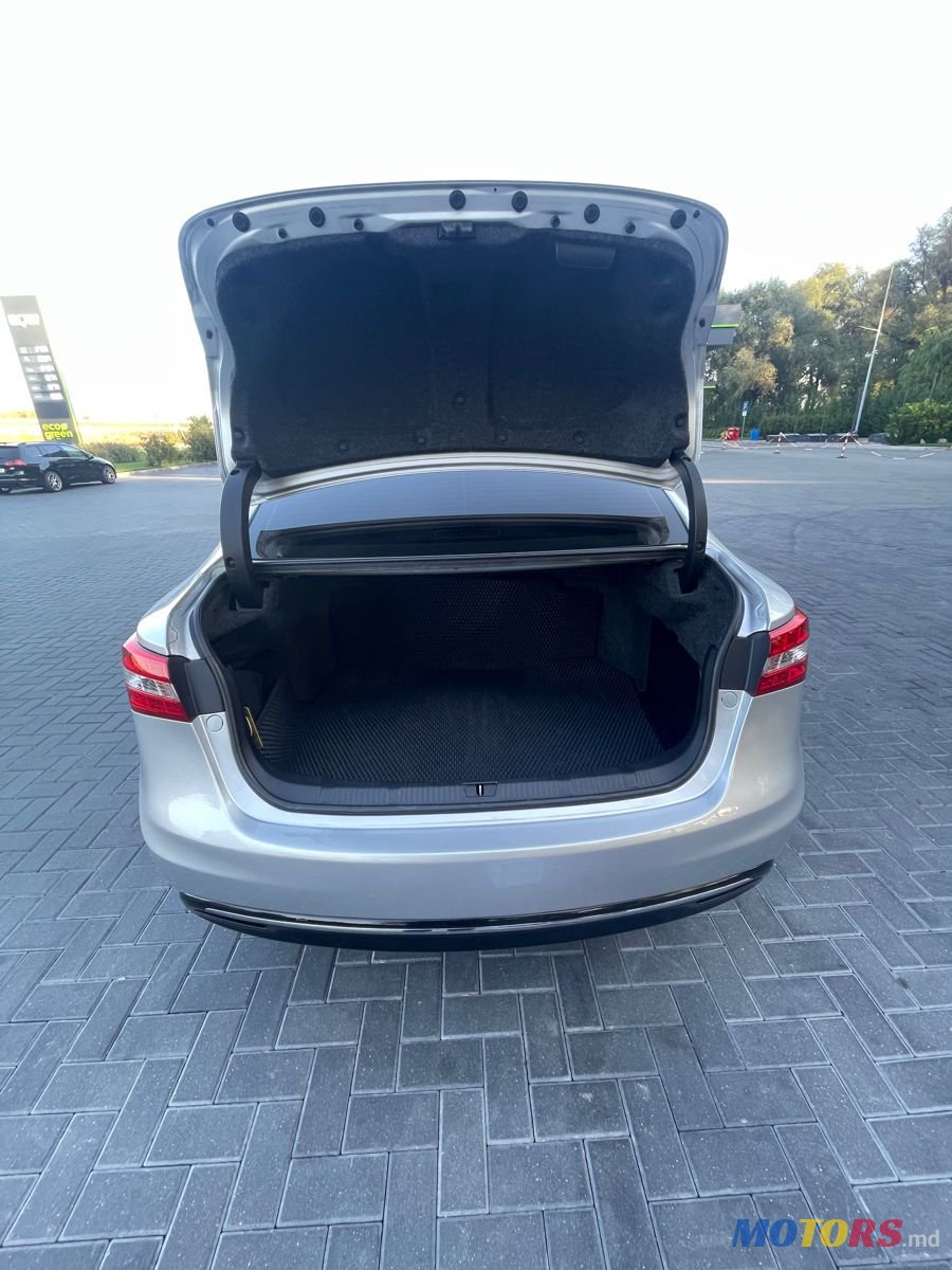 2013' Toyota Avalon photo #5