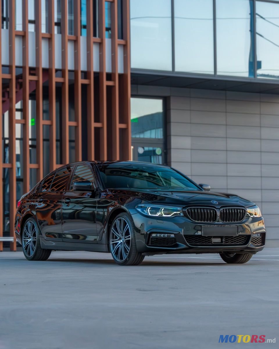 2017' BMW 5 Series photo #3