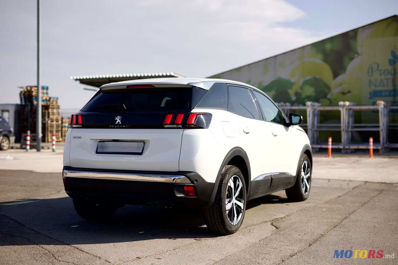 2022' Peugeot 3008 photo #4