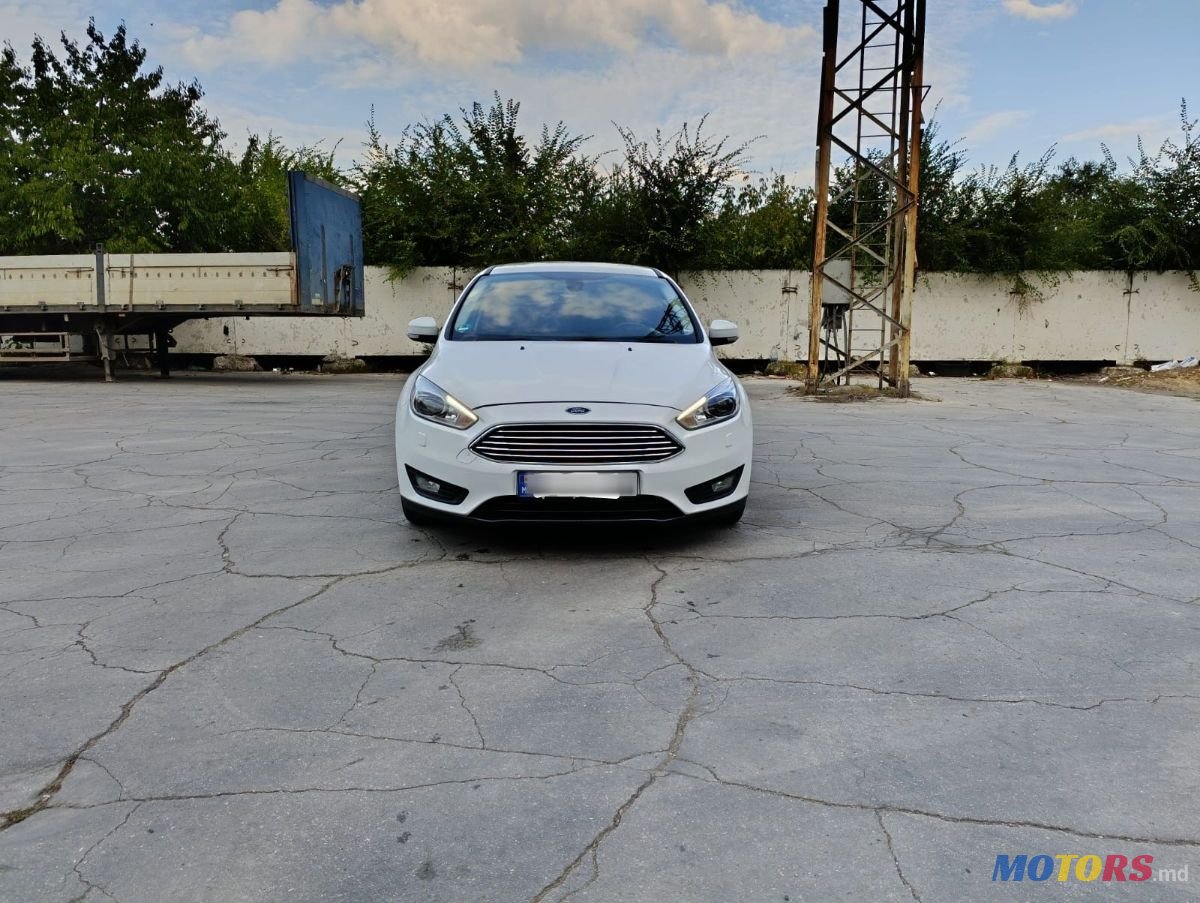 2015' Ford Focus photo #3