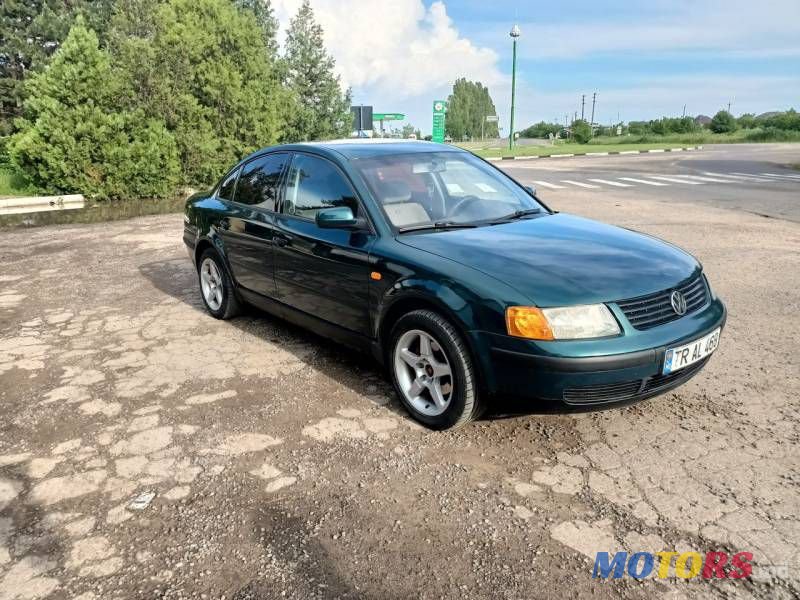 1998' Volkswagen Passat photo #2
