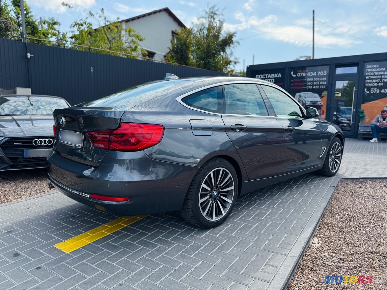 2013' BMW 3 Series GT photo #3