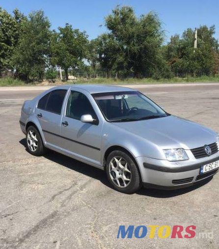 2001' Volkswagen Bora photo #1