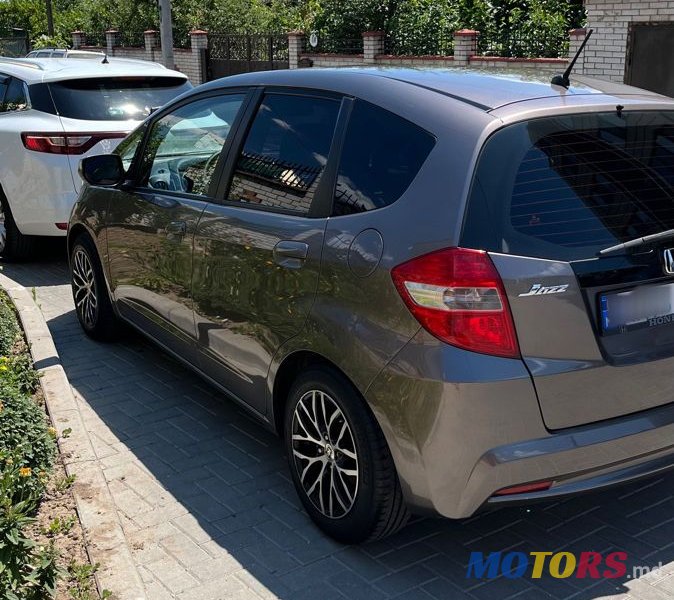 2013' Honda Jazz photo #3