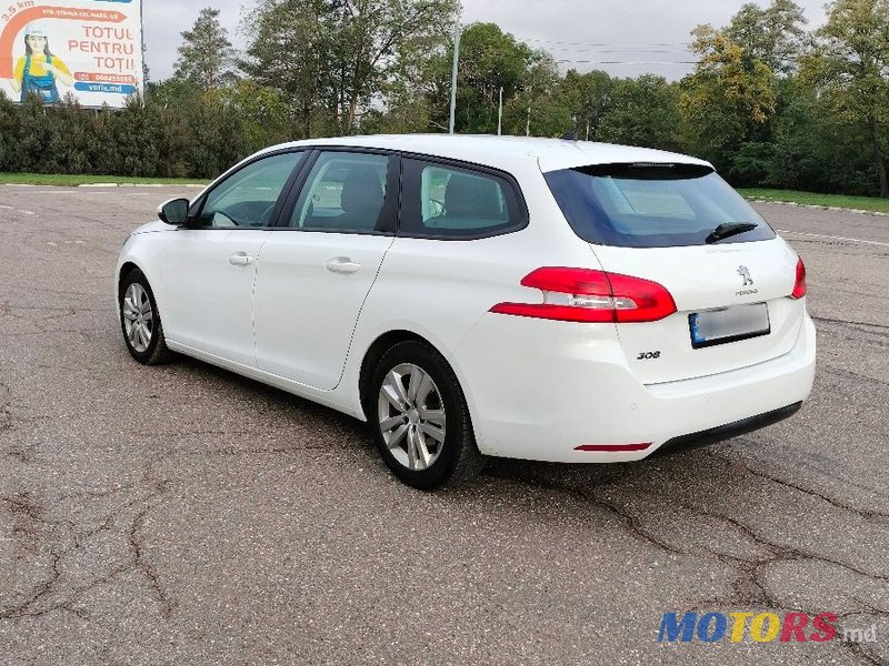2018' Peugeot 308 photo #2