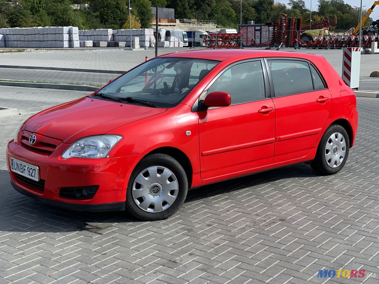 2005' Toyota Corolla photo #2