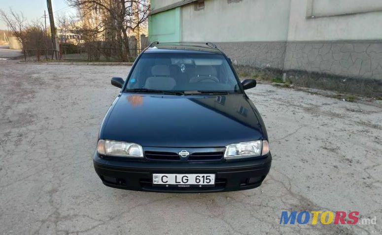 1993' Nissan Primera photo #6