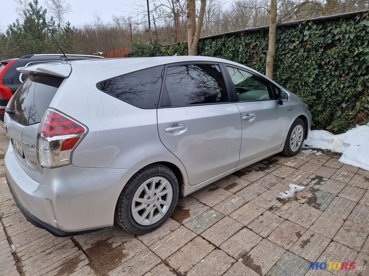 2018' Toyota Prius + photo #5