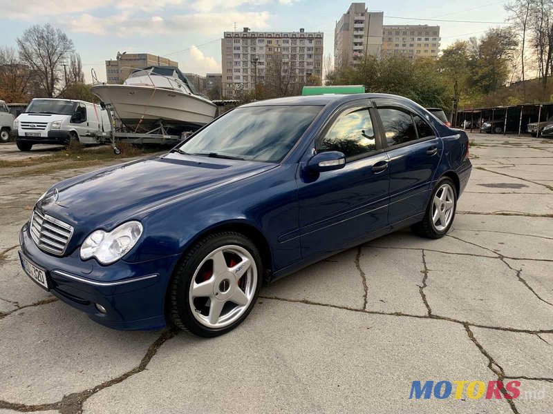 2003' Mercedes-Benz C Класс photo #1