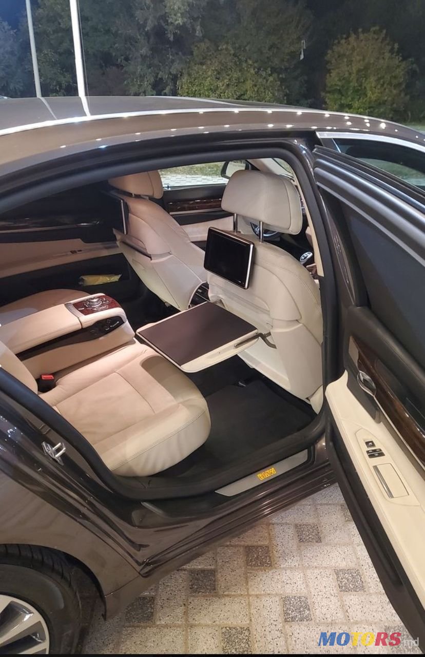 2014' BMW 7 Series photo #5
