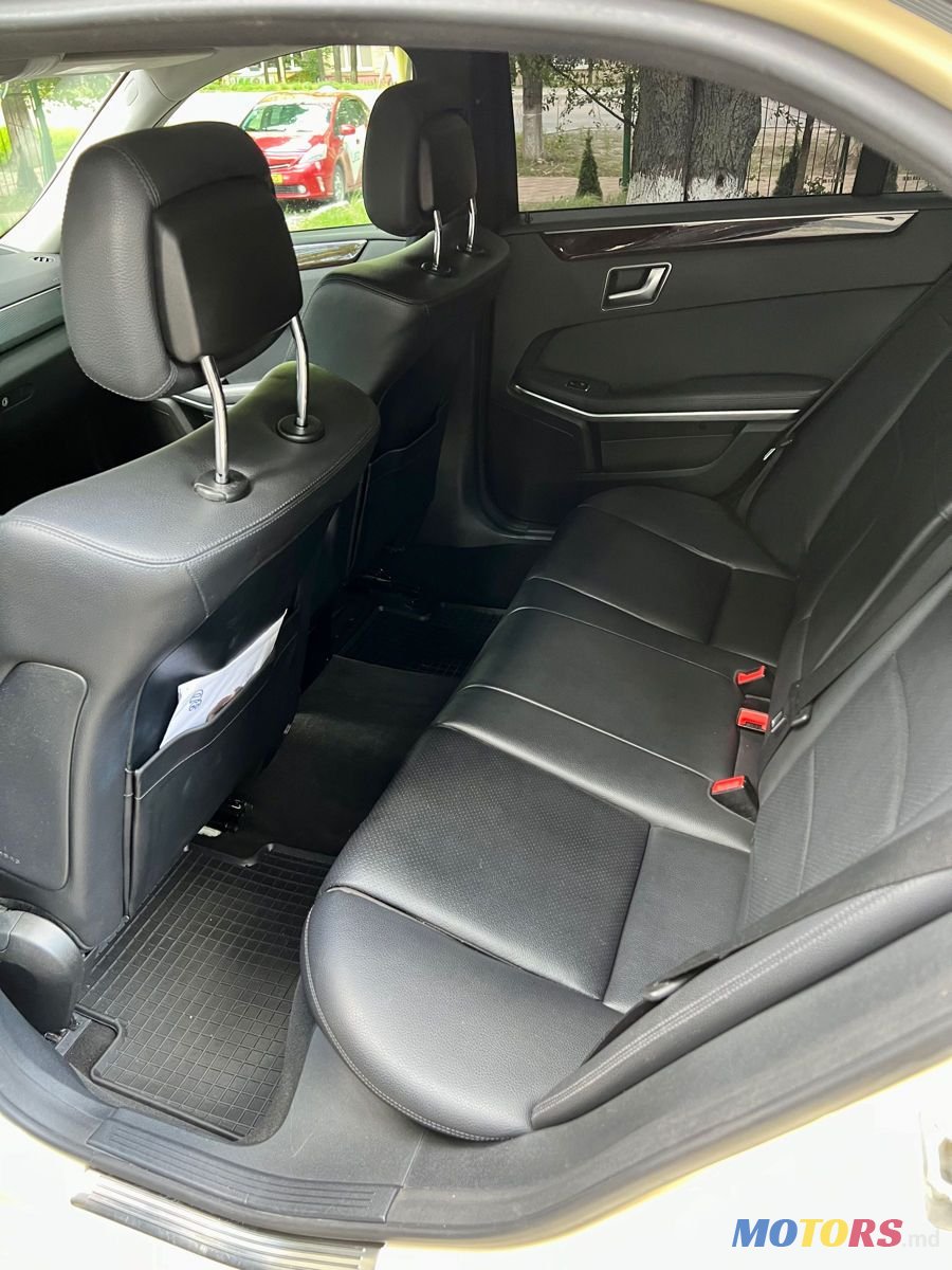 2013' Mercedes-Benz E-Class photo #6