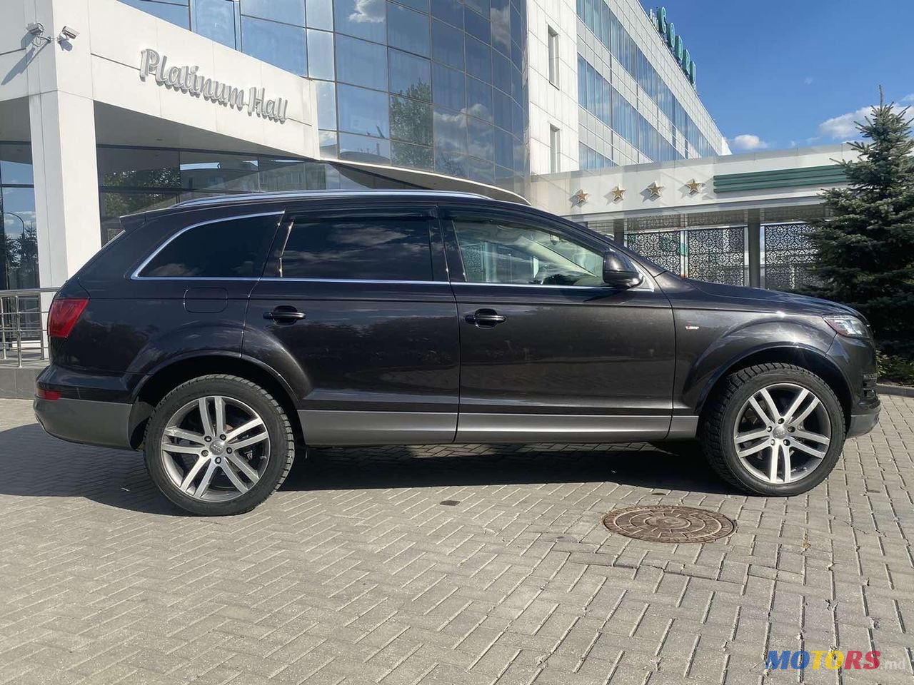 2011' Audi Q7 photo #3