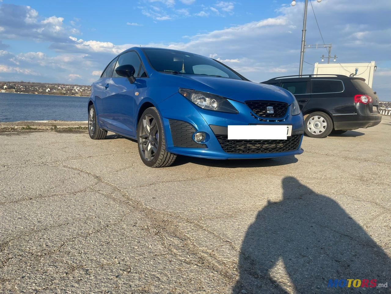 2010' SEAT Ibiza photo #2