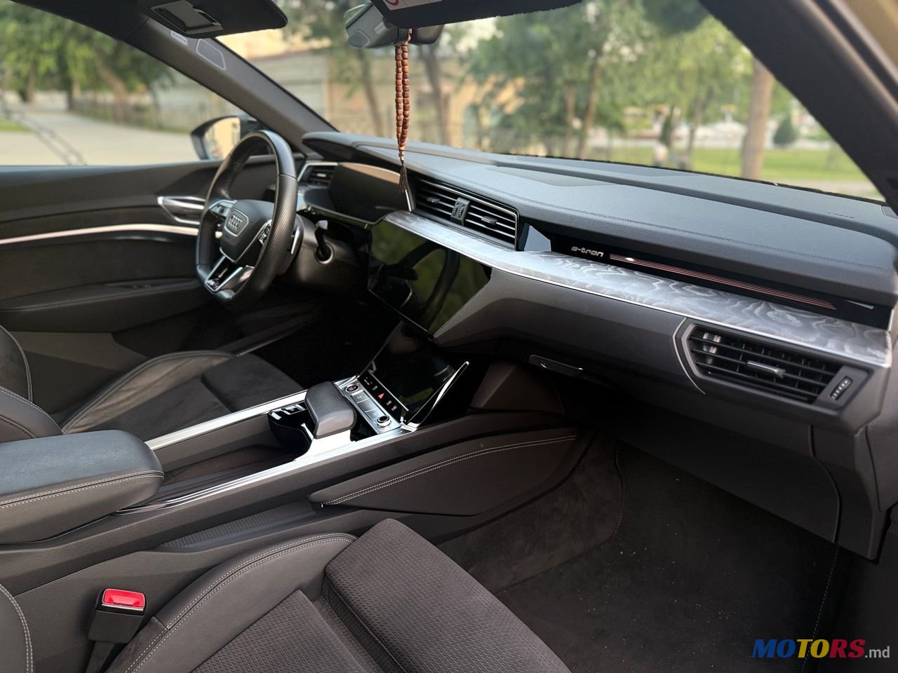 2021' Audi e-tron Sportback photo #6