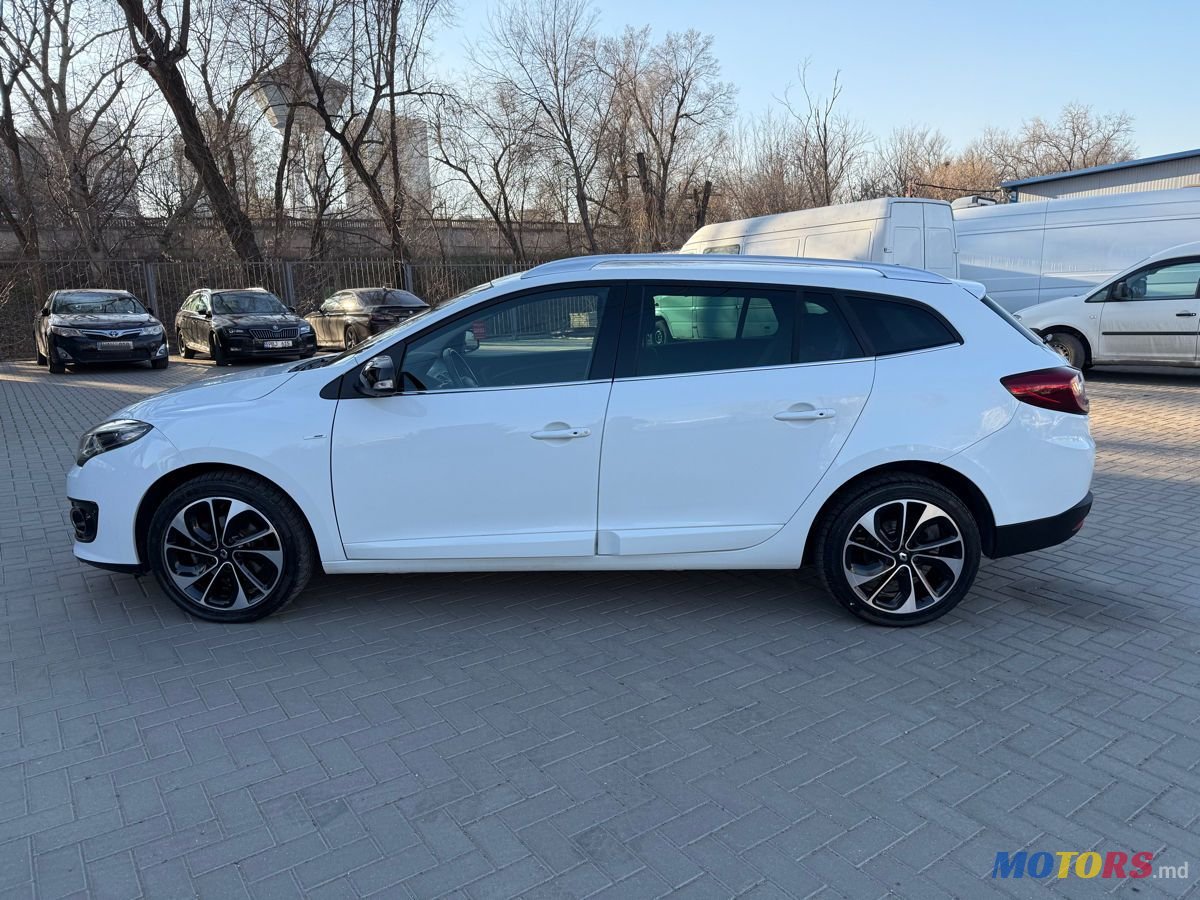 2014' Renault Megane photo #5