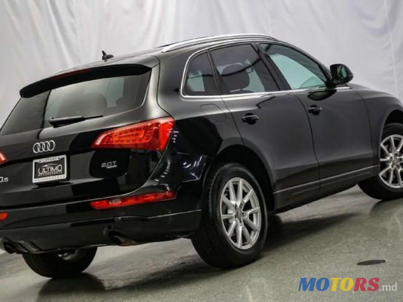 2011' Audi Q5 photo #5