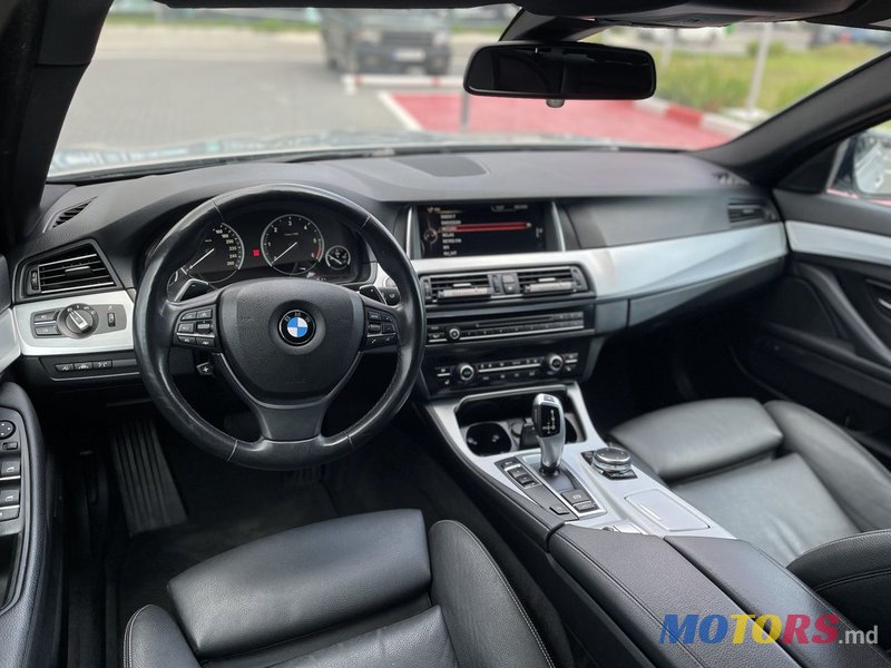 2016' BMW 5 Series photo #5