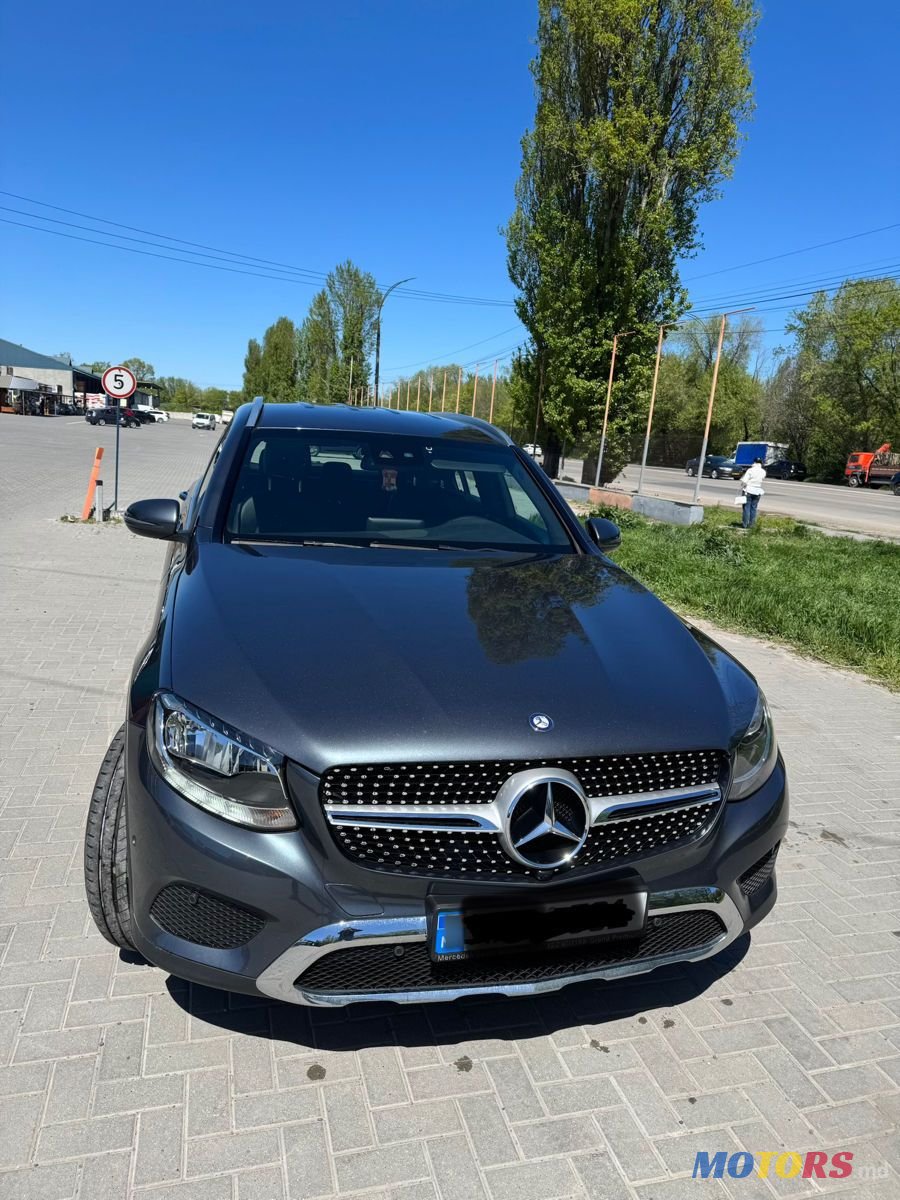 2016' Mercedes-Benz GLC photo #1