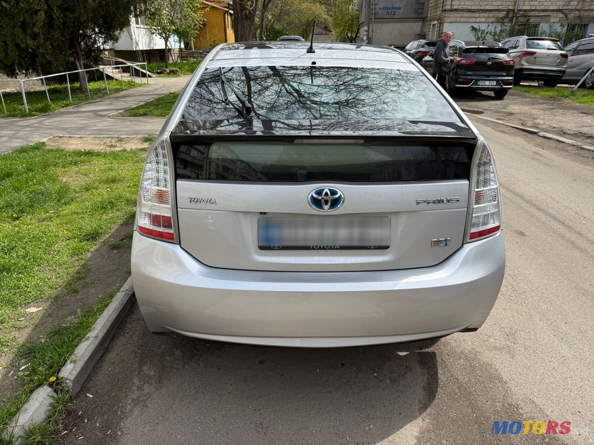 2010' Toyota Prius photo #2