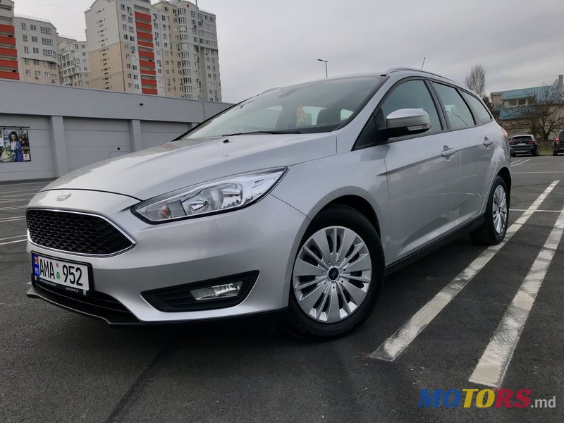 2016' Ford Focus photo #3