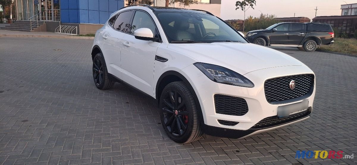 2018' Jaguar E-Pace photo #4