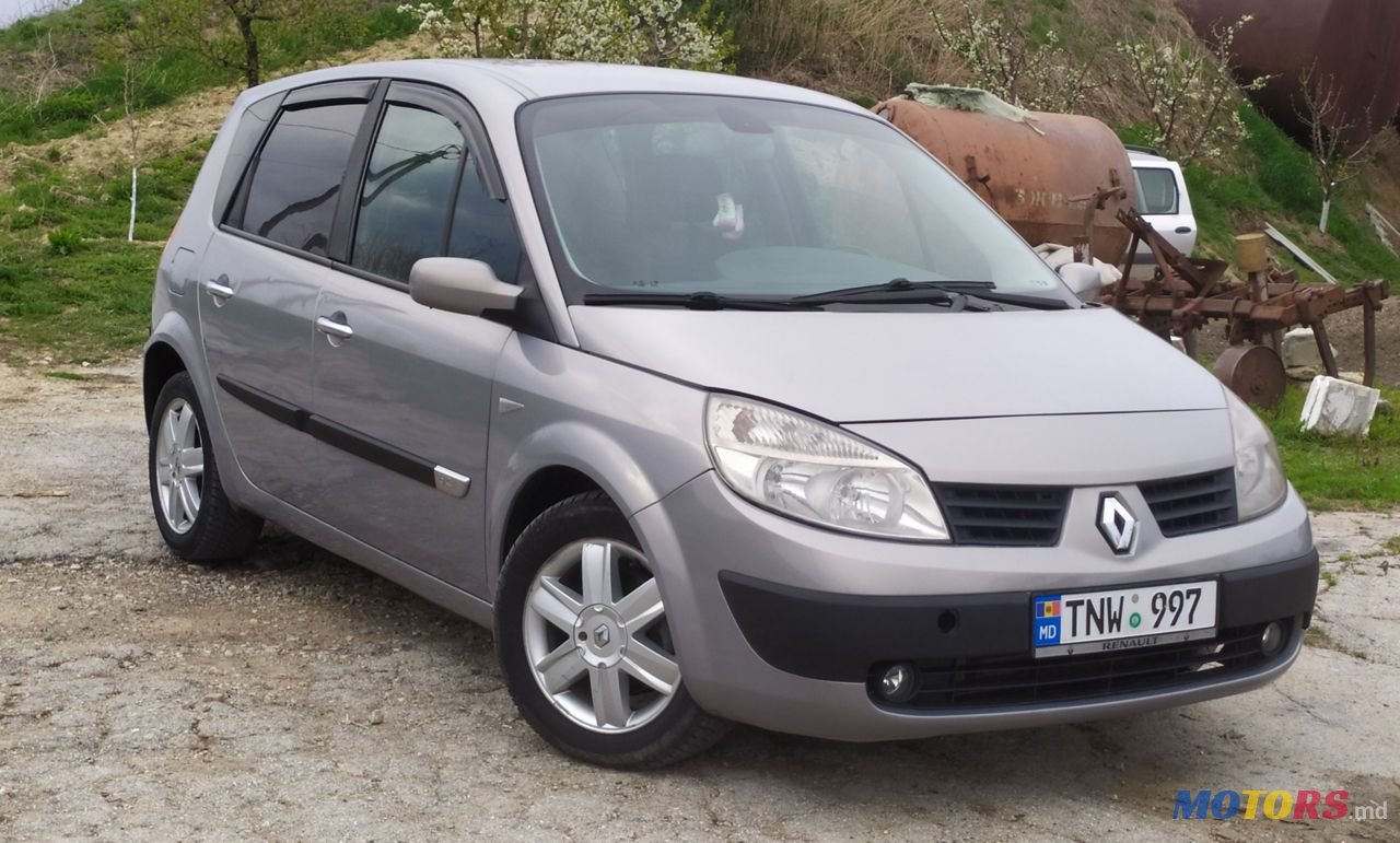 2004' Renault Scenic photo #2
