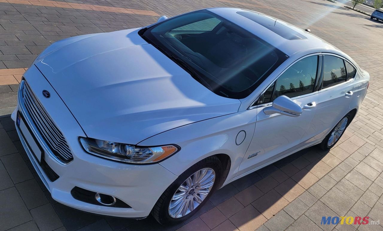 2014' Ford Fusion photo #5