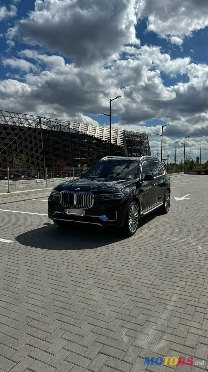 2019' BMW X7 photo #2
