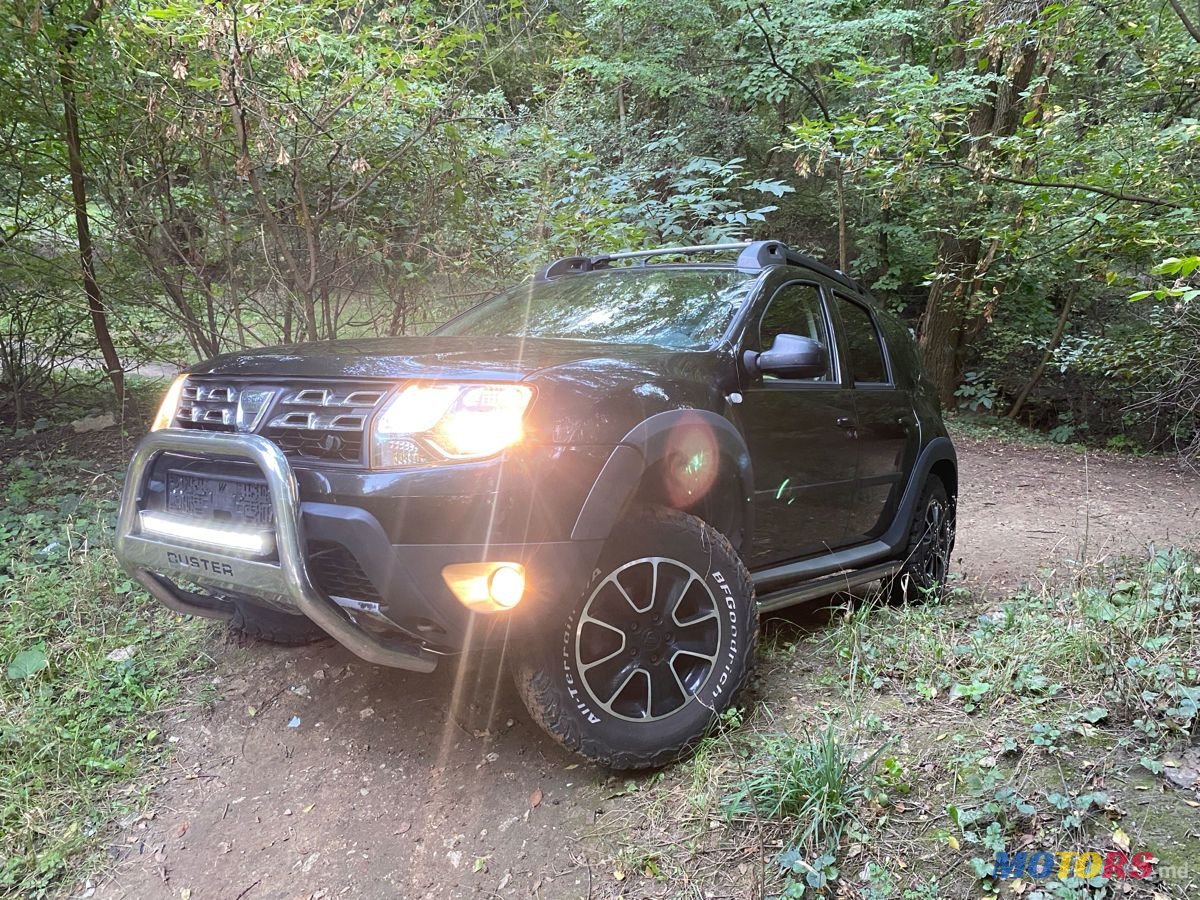 2016' Dacia Duster photo #2