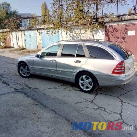 2002' Mercedes-Benz C photo #1