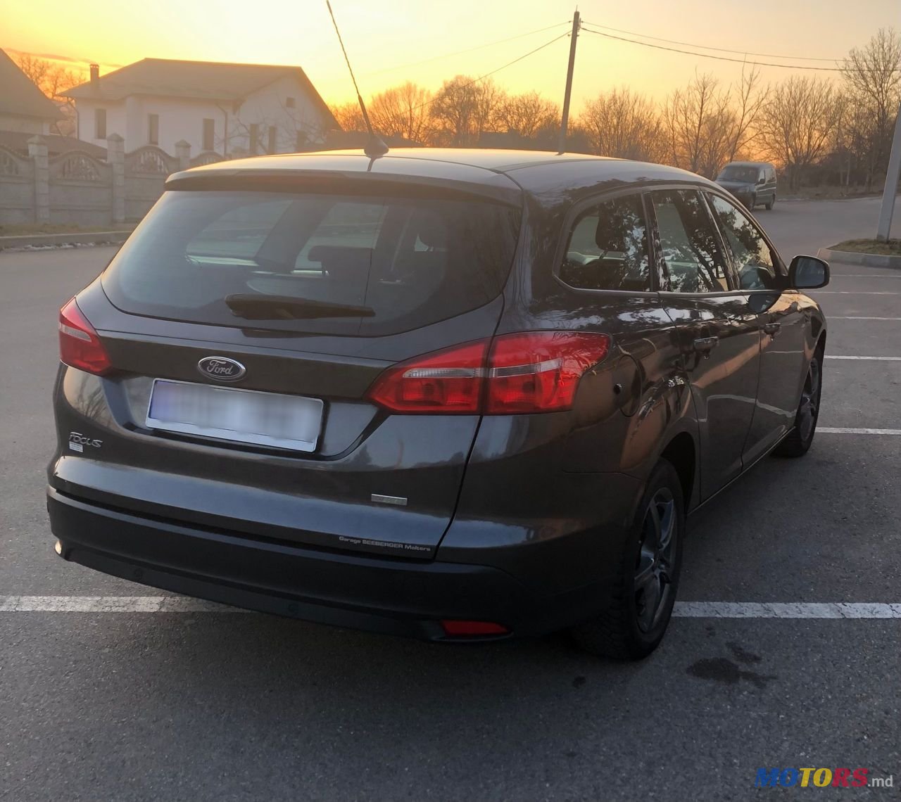 2017' Ford Focus photo #3