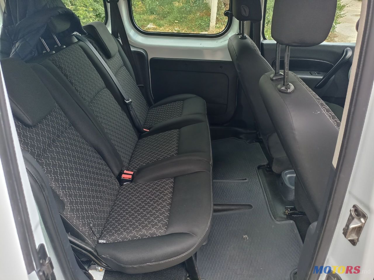 2013' Renault Kangoo photo #6