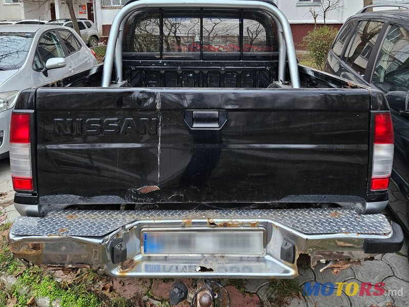 2001' Nissan Navara photo #3