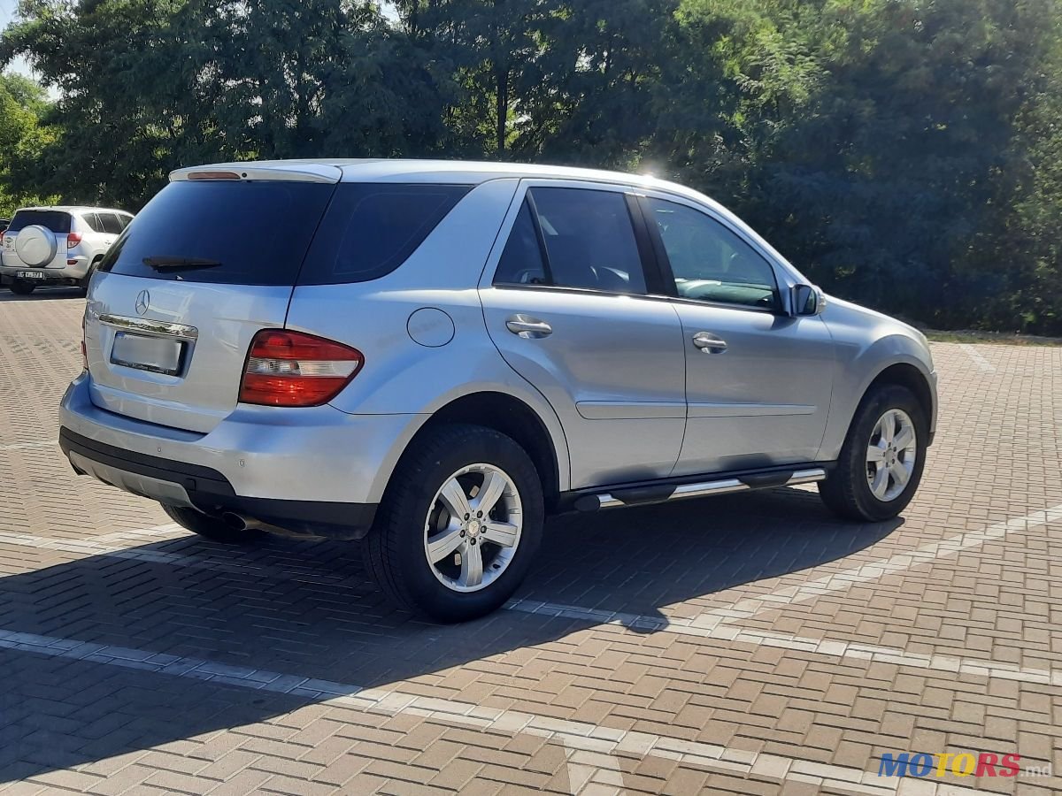 2006' Mercedes-Benz M Класс photo #2
