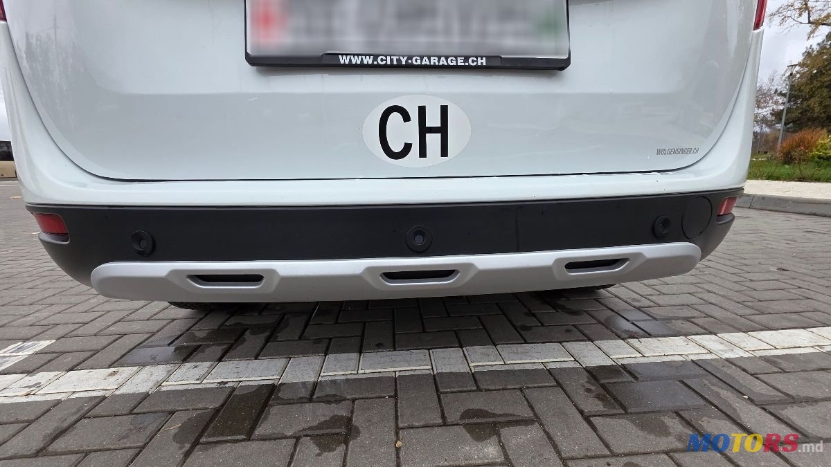 2015' Dacia Lodgy photo #4