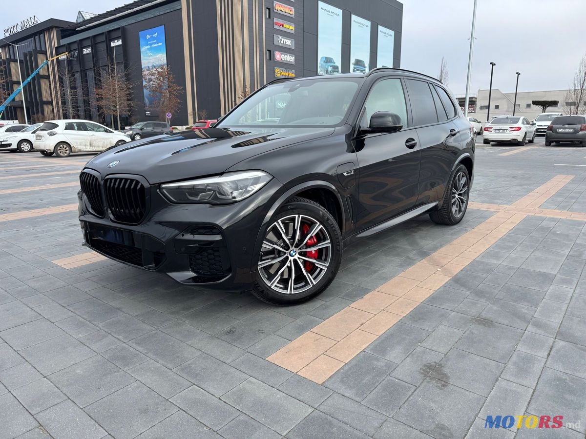 2022' BMW X5 photo #1