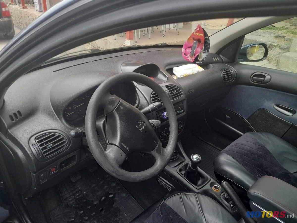 2002' Peugeot 206 photo #5