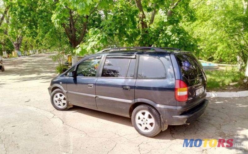 2003' Opel Zafira photo #2