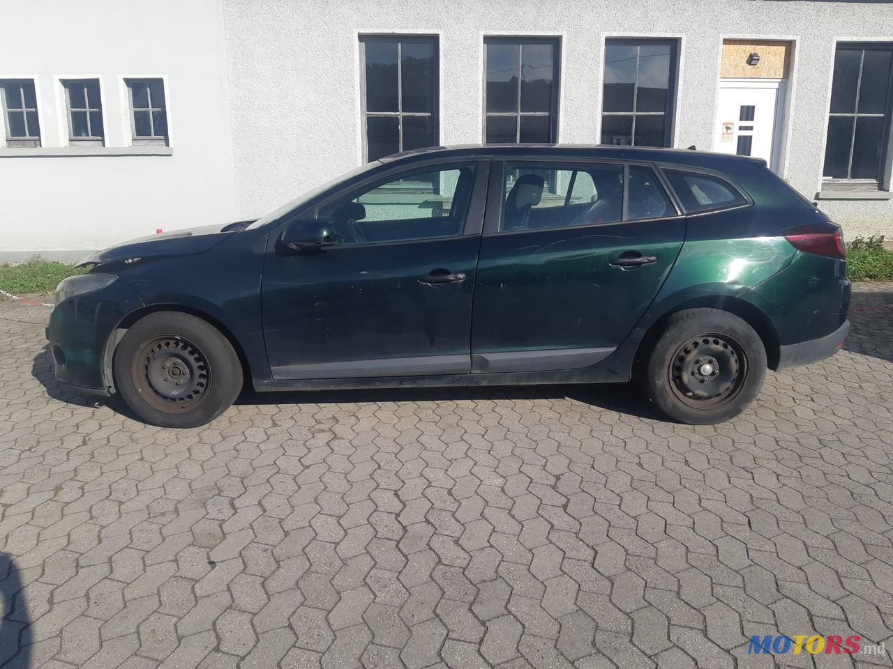 2009' Renault Megane photo #1