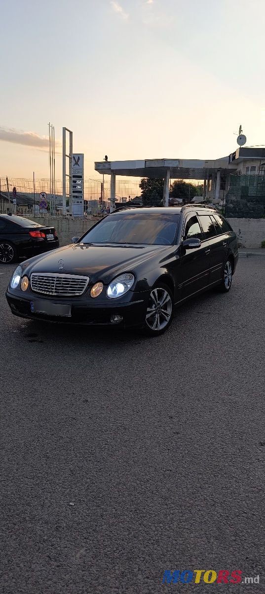 2003' Mercedes-Benz E-Class photo #1