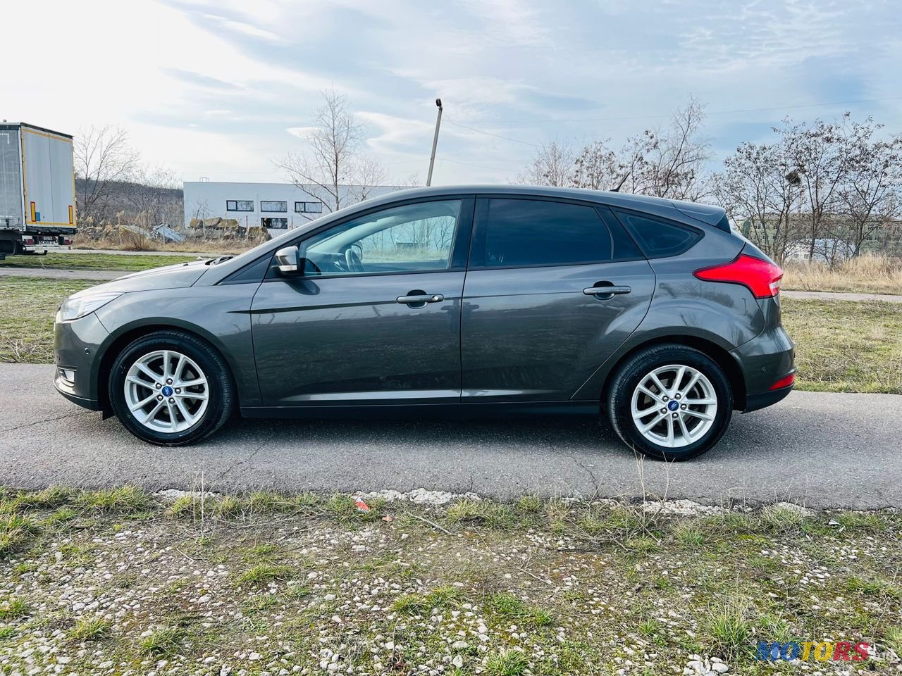 2015' Ford Focus photo #5