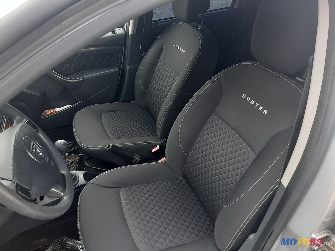 2014' Dacia Duster photo #6