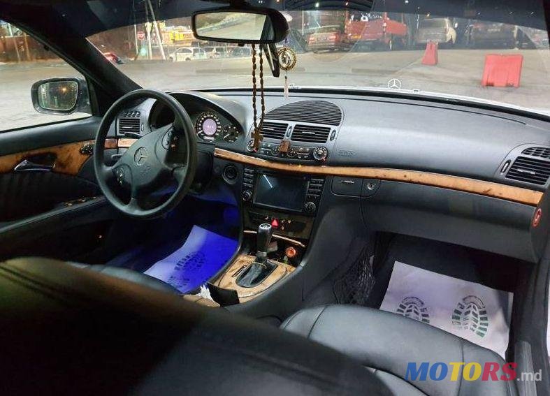 2003' Mercedes-Benz E photo #1
