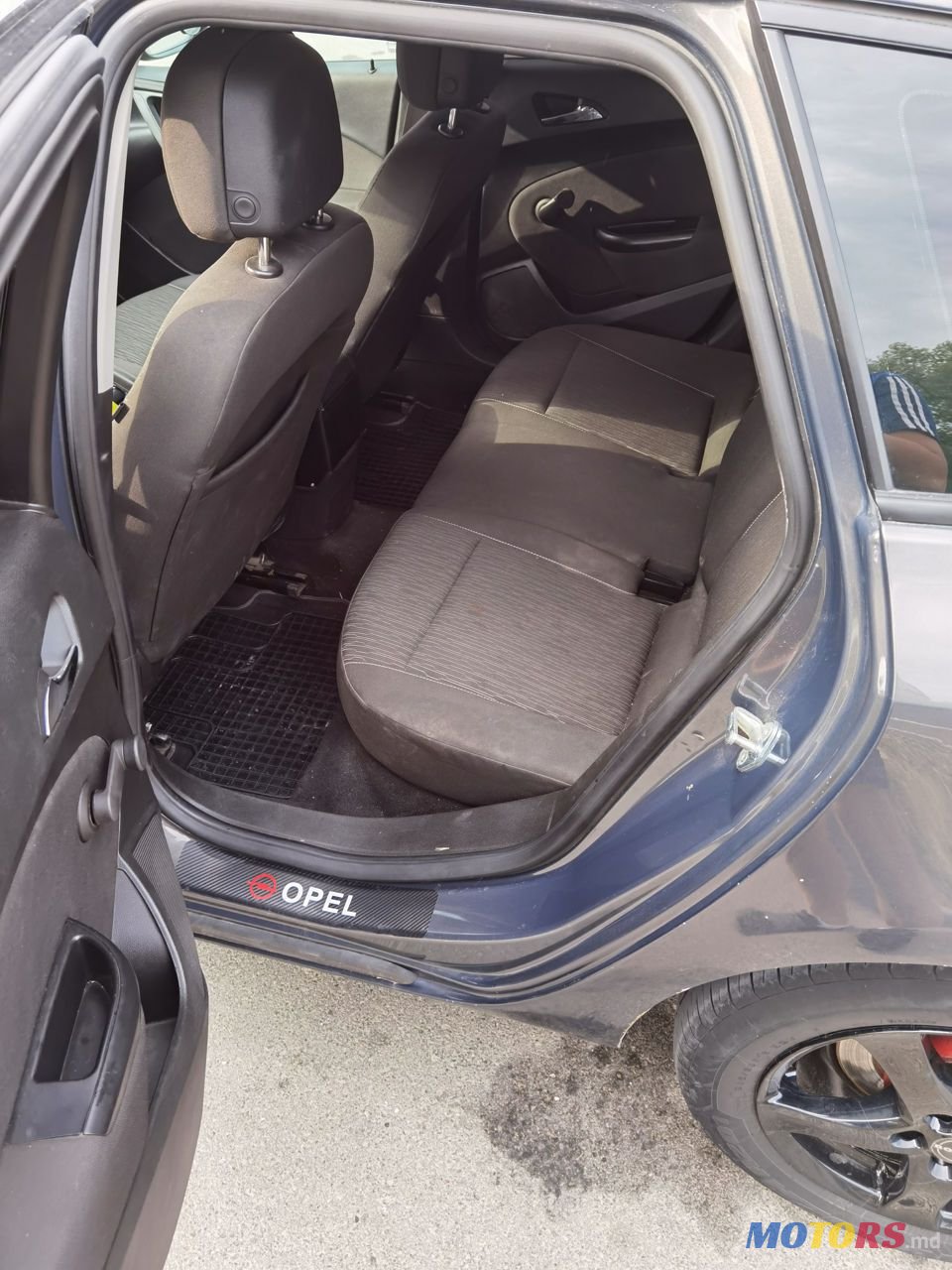 2013' Opel Astra photo #5