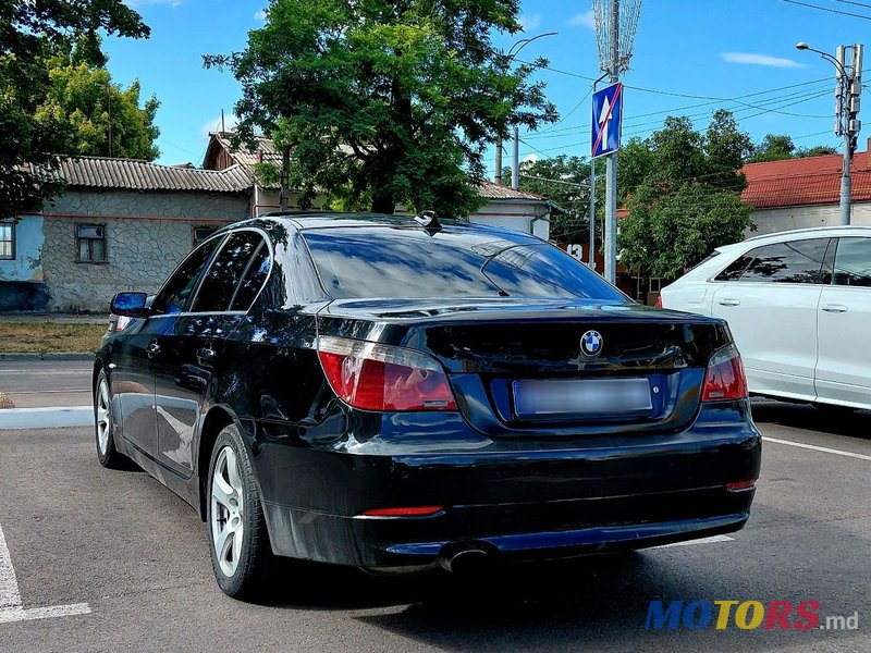 2009' BMW 5 Series photo #4