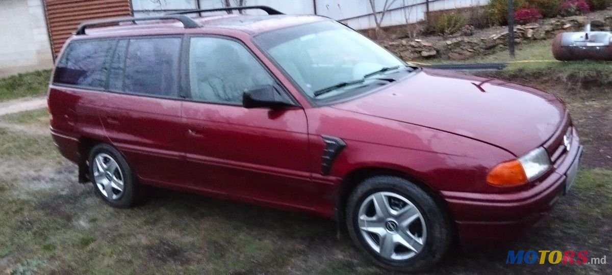 1992' Opel Astra photo #3