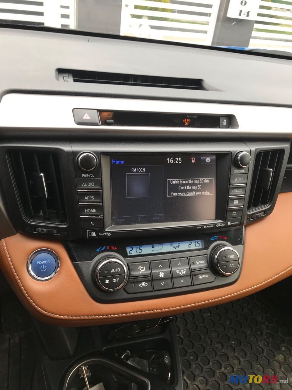 2016' Toyota RAV4 photo #4