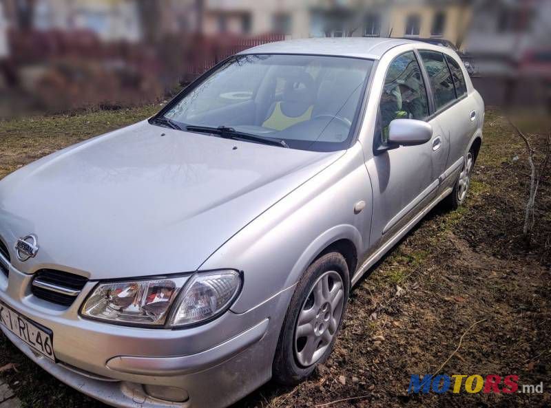 2003' Nissan Almera photo #2