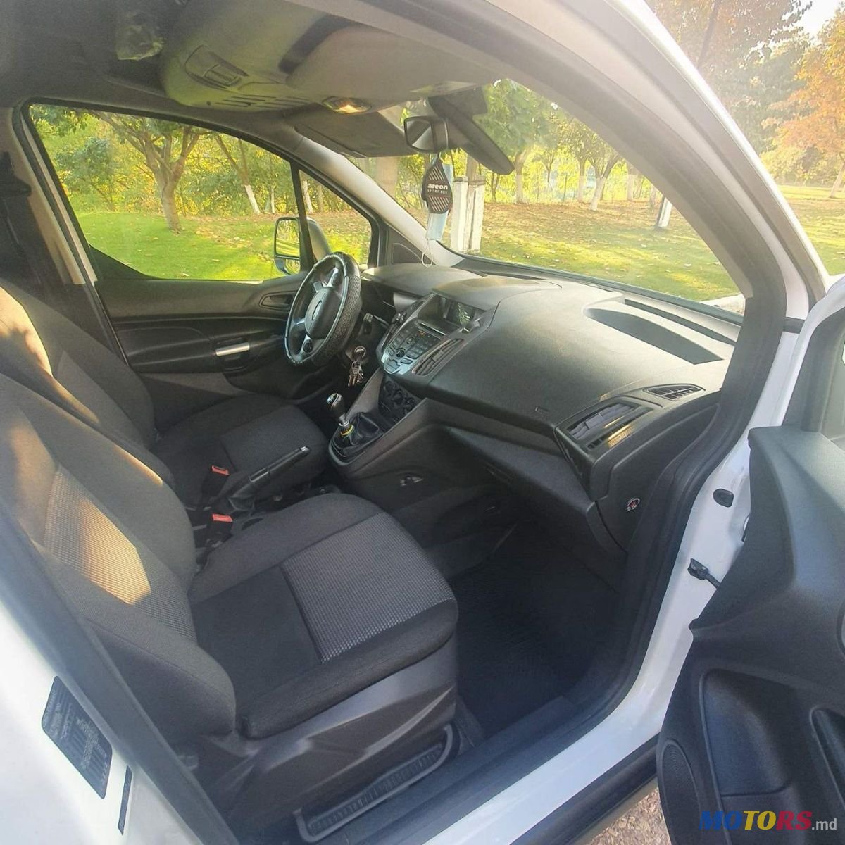 2015' Ford Transit Connect photo #6