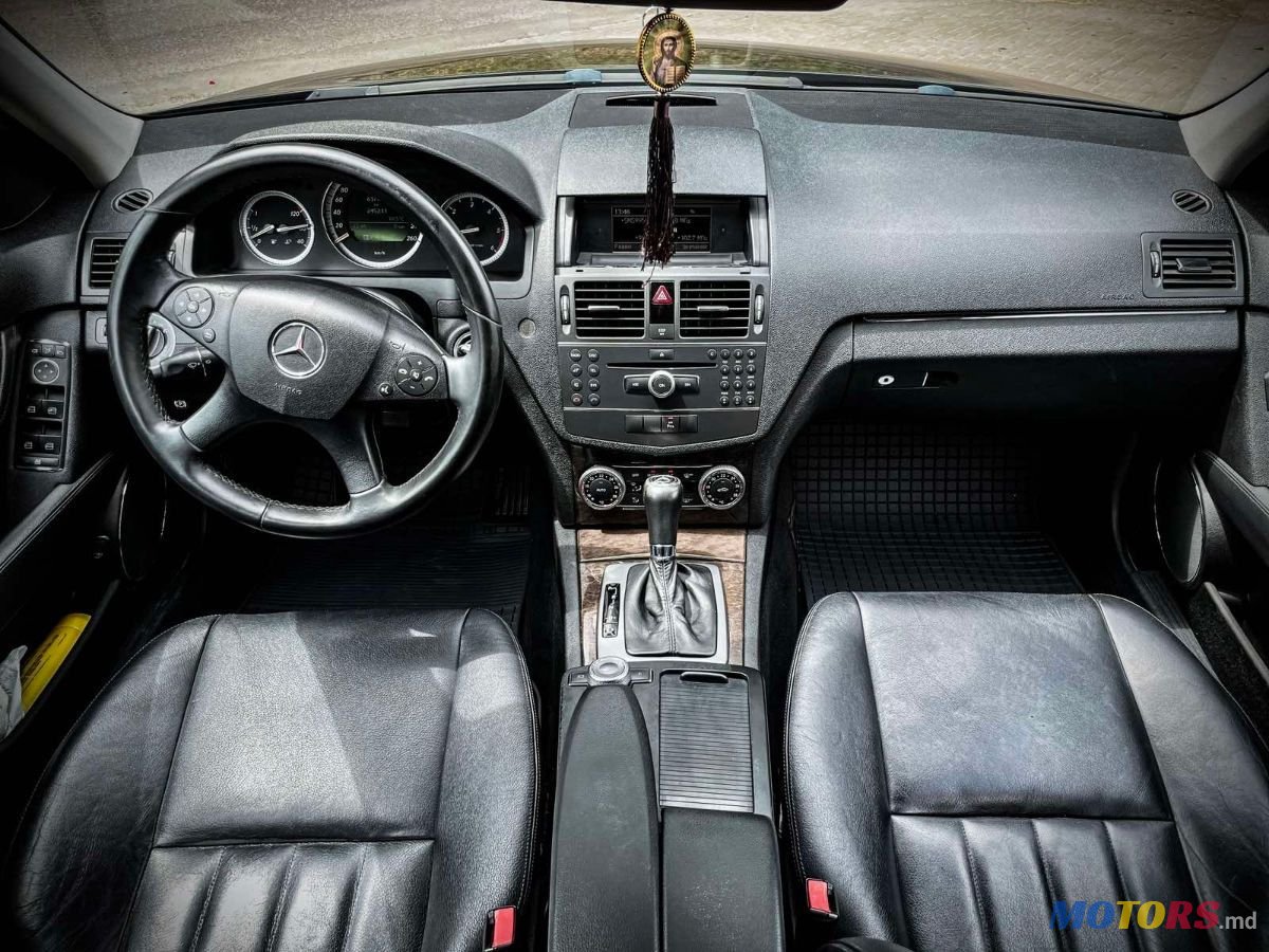 2007' Mercedes-Benz C Класс photo #4